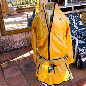 Puma .   NWTs Flash $70 ( set)